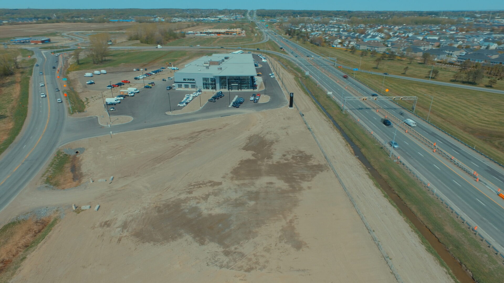 Vue d'ensemble du concessionnaire Mercedes-Benz de Trois-Rivières