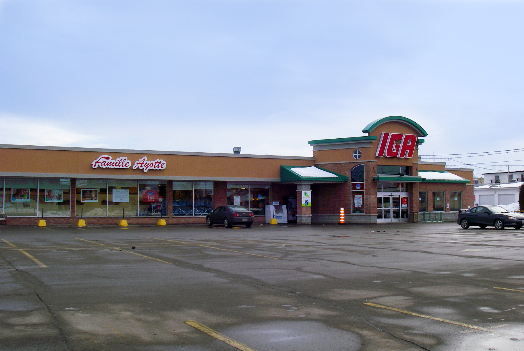 Supermarché IGA de Shawinigan-Sud construit par Construction R. Cloutier